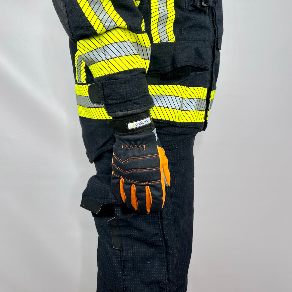 Hypa Grip Rescue mit Persönlicher Schutzausrütung von der Seite