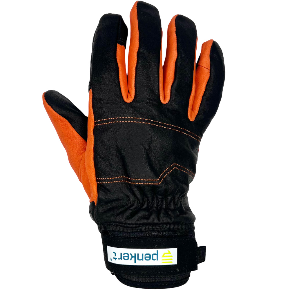 Nahaufnahme eines Penkert-Handschuhs mit Fokus auf die Rückhand und die robusten Materialien.