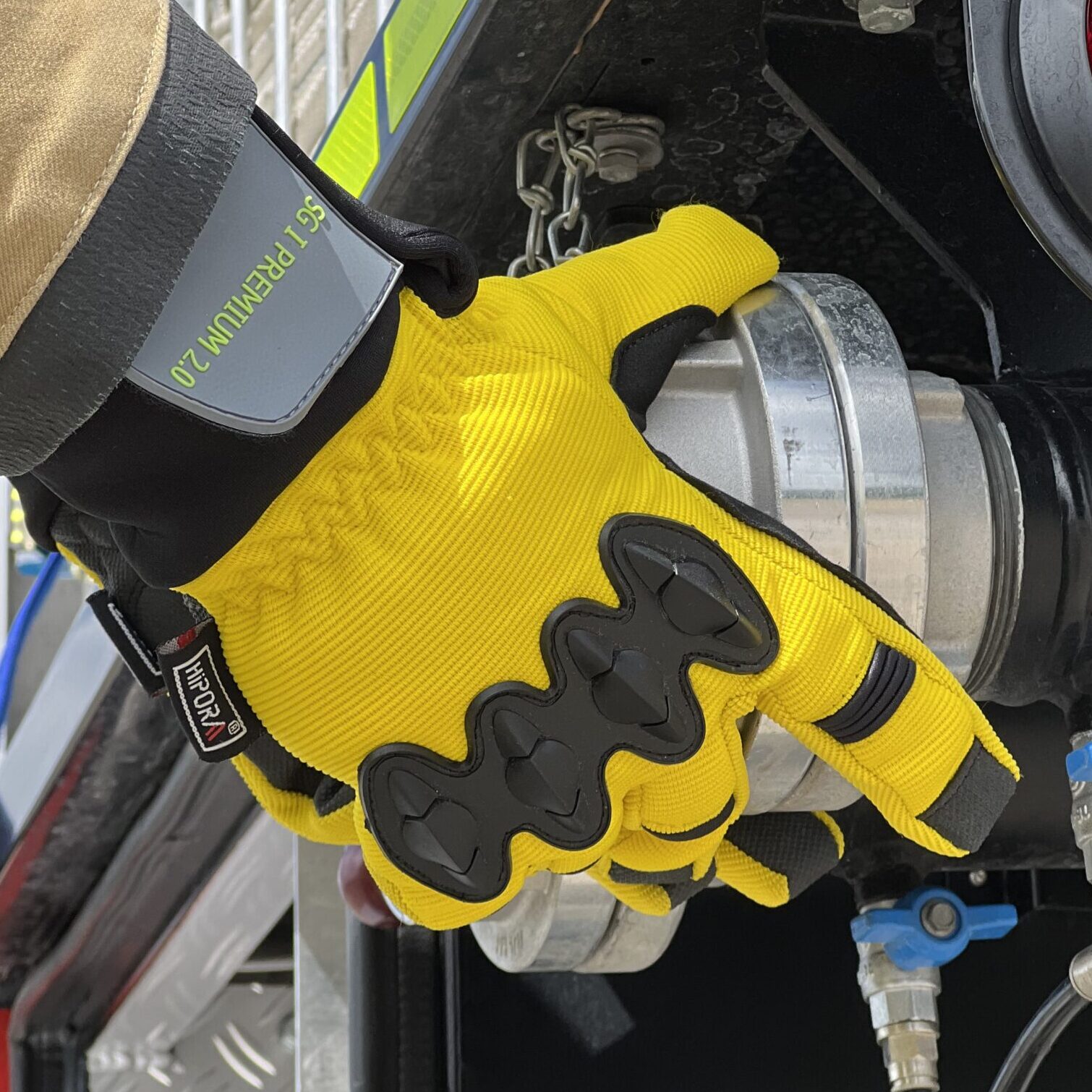 Unsere Technische Hilfeleistungshandschuh SAFEGUARD INOX PREMIUM 2.0 im Einsatz